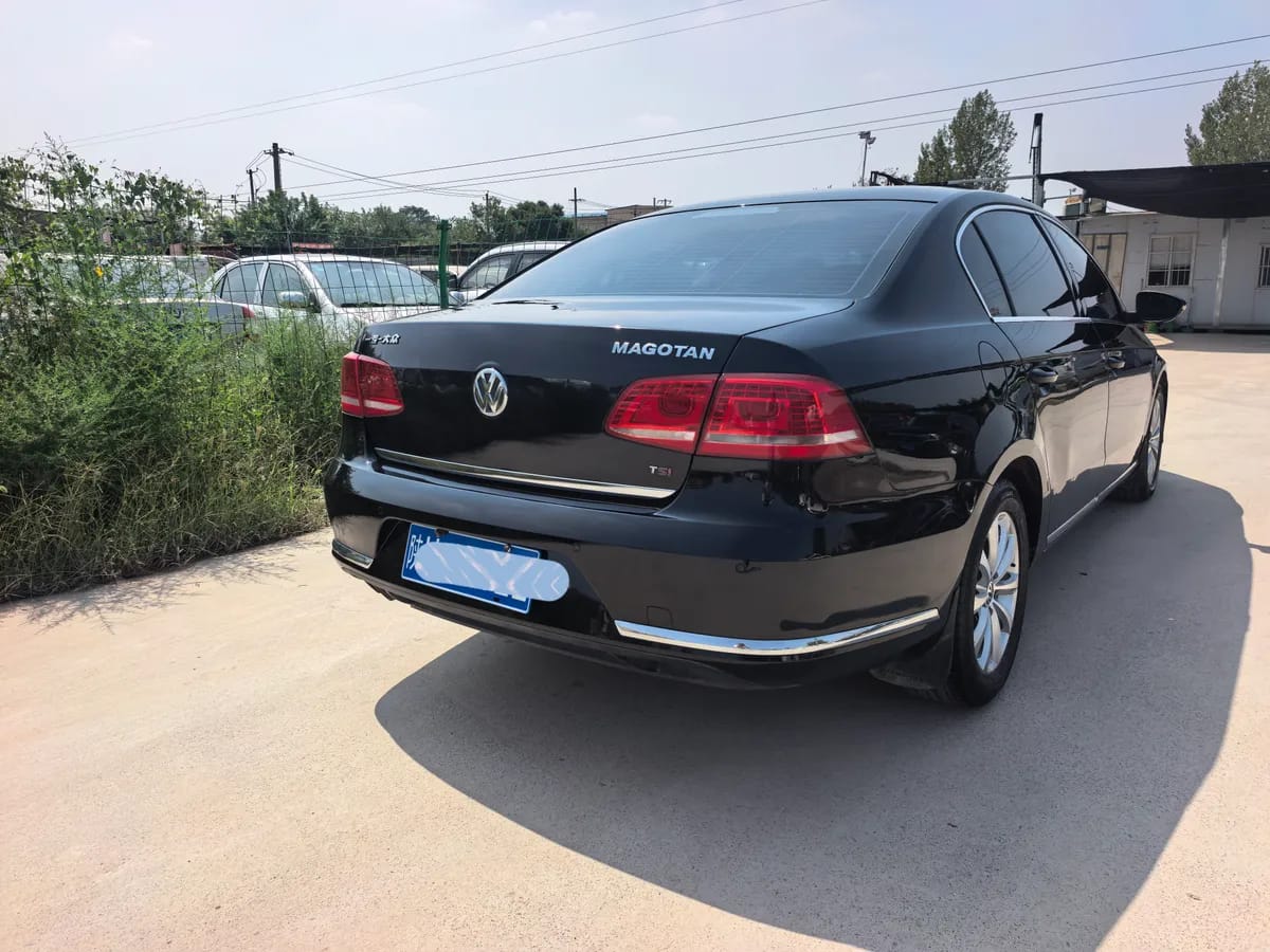 Volkswagen 2016 1.8TSI 9