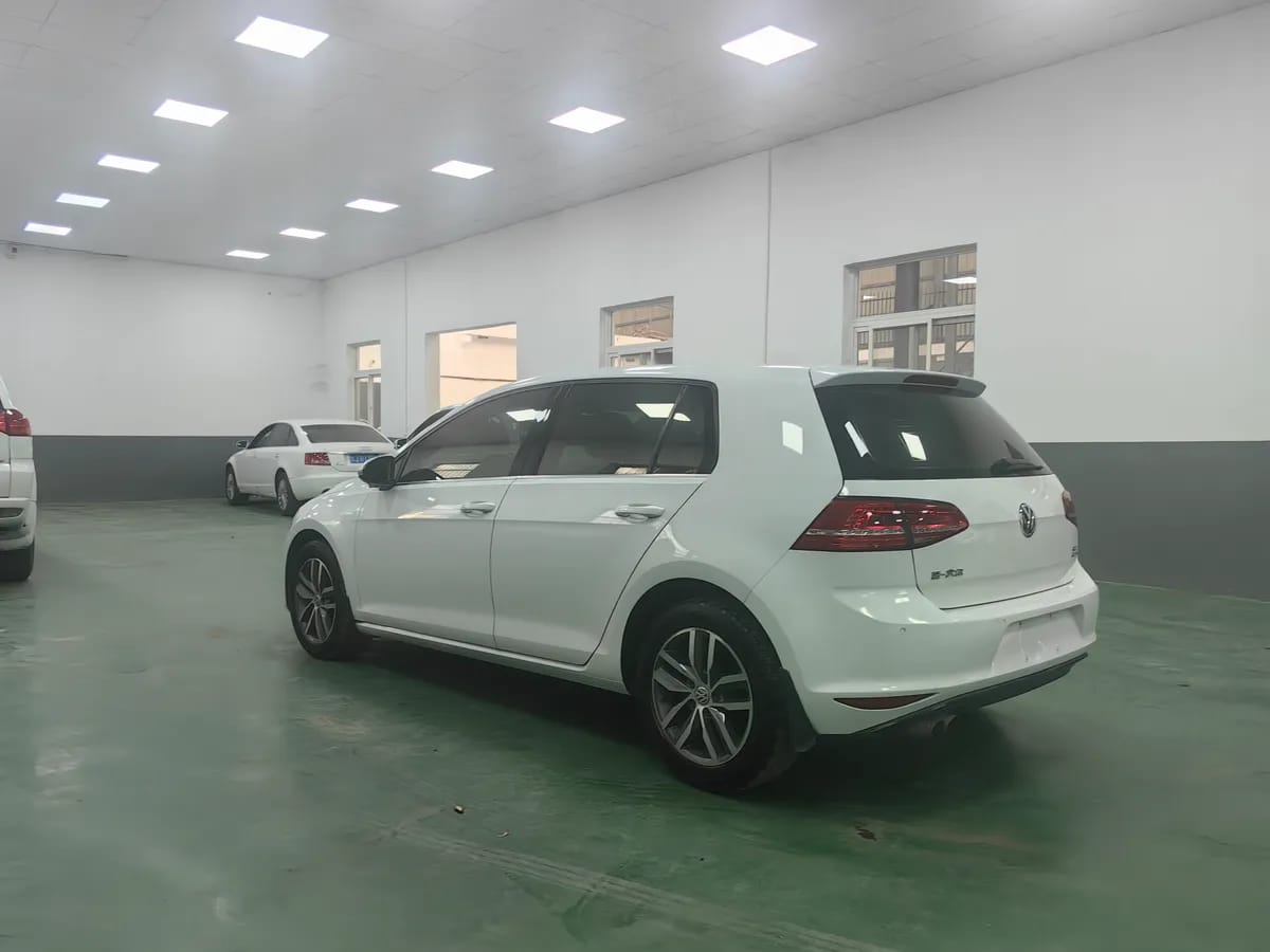 Volkswagen 2016 280TSI 3