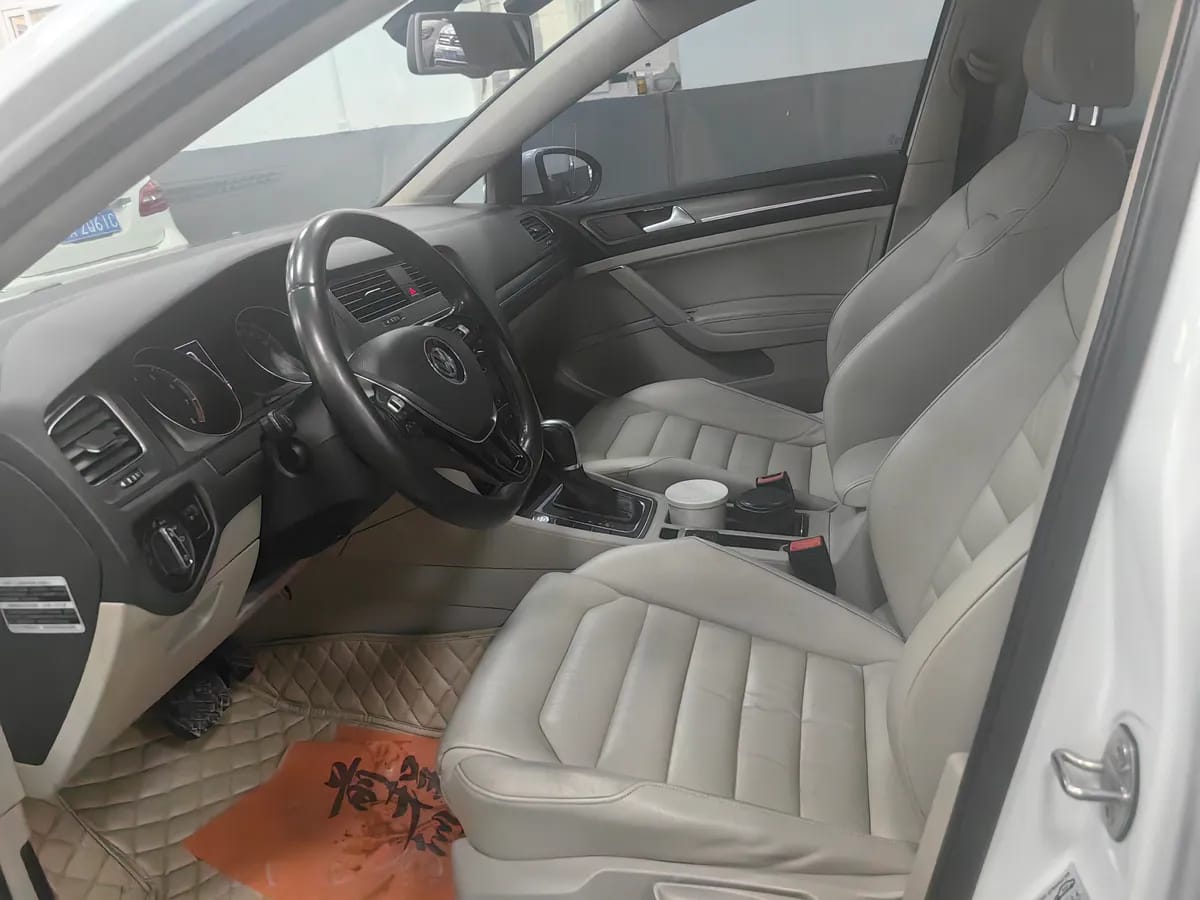 Volkswagen 2016 280TSI 6