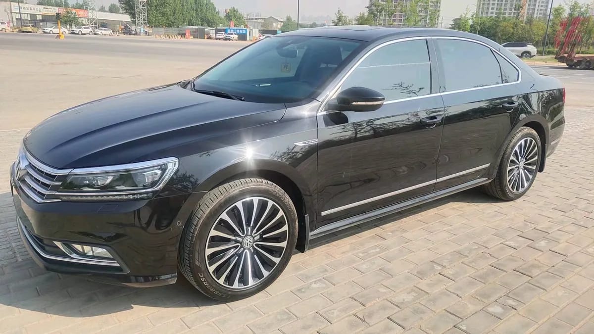 Volkswagen 2016 380TSI DSG 3