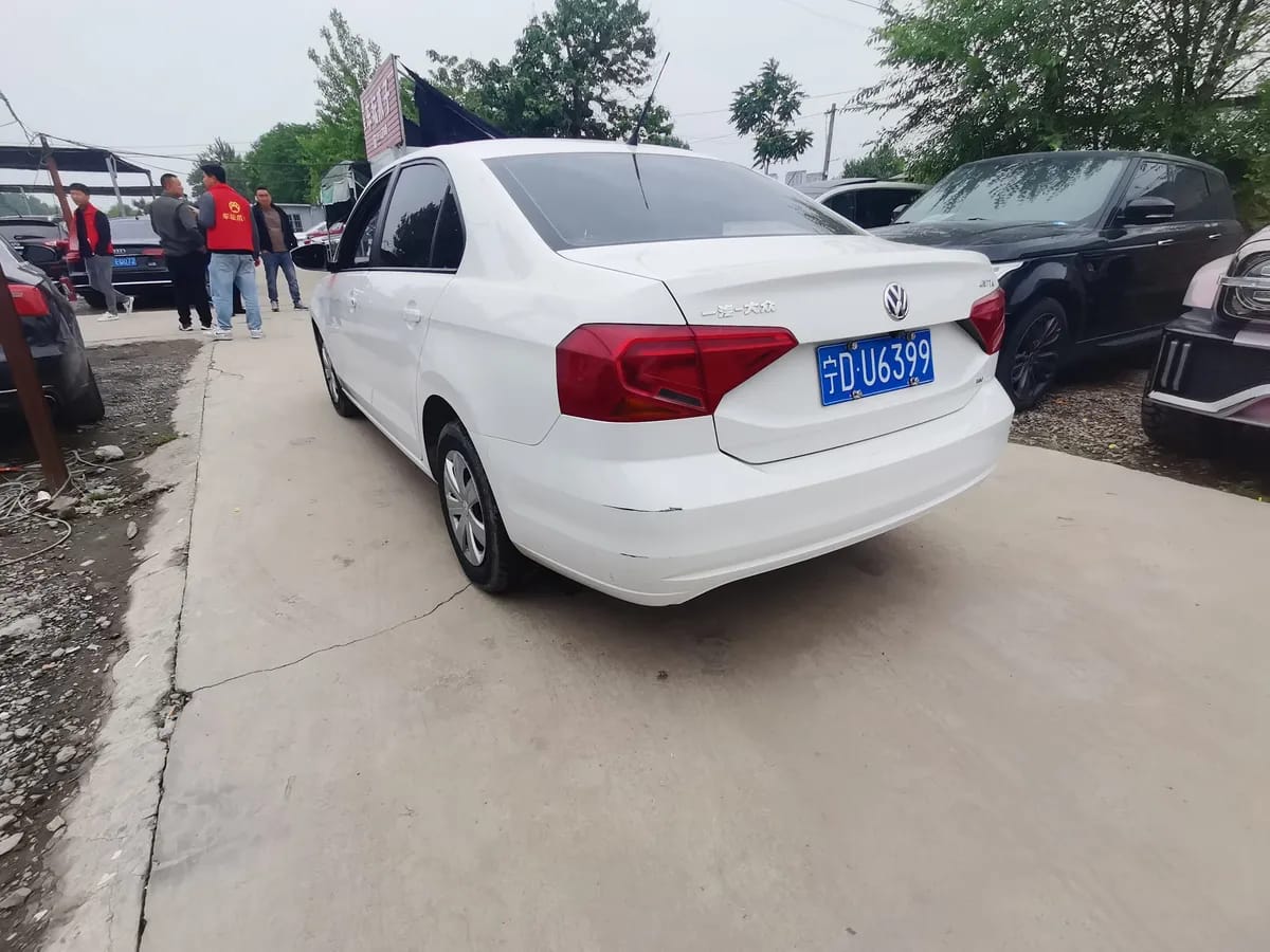 Volkswagen 2017 1.5L 9