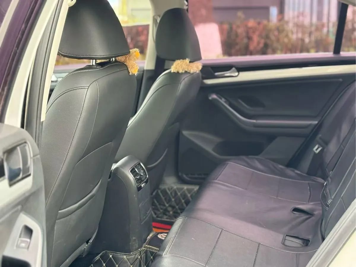 Volkswagen 2017 1.6L 7