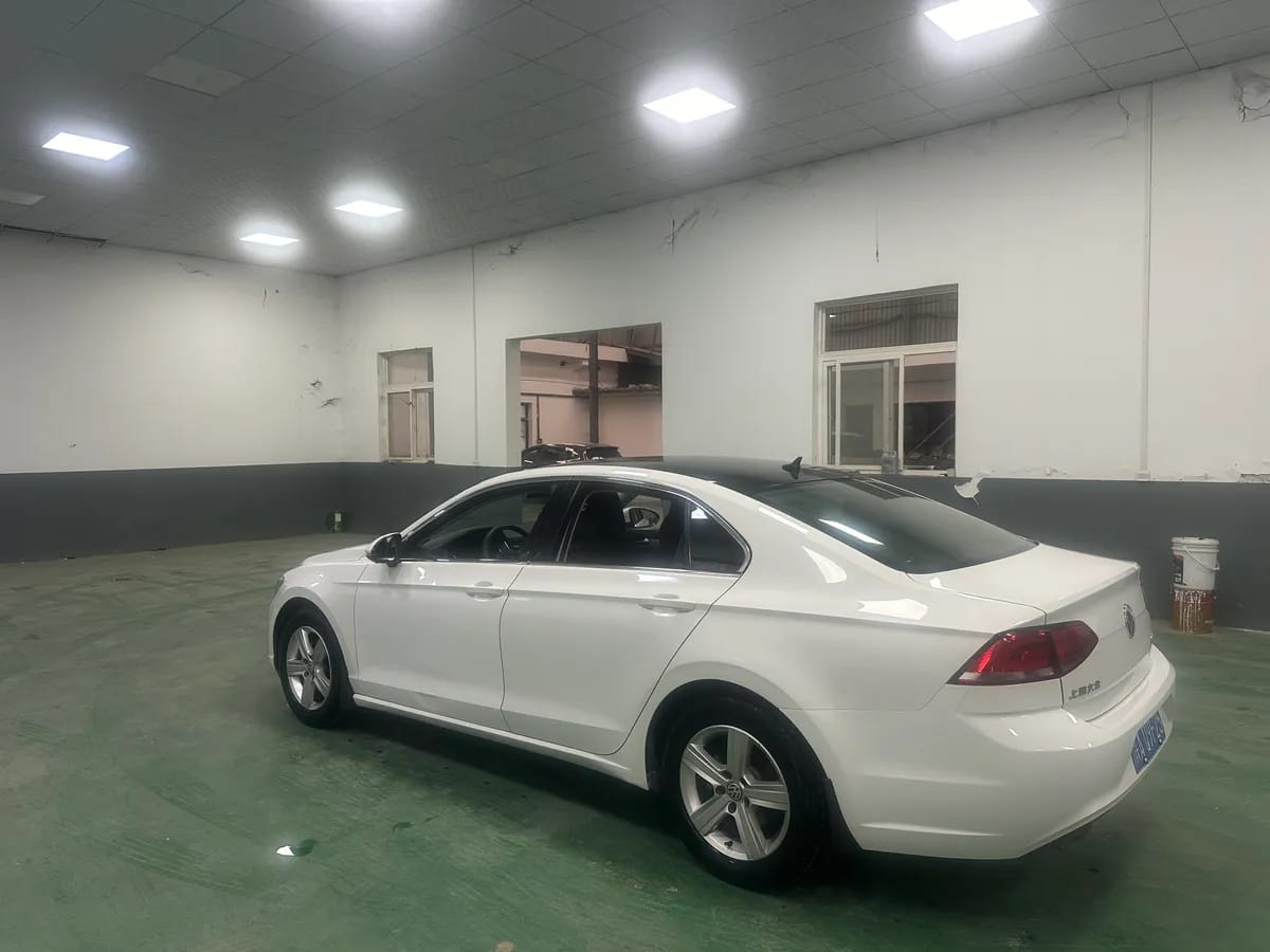 Volkswagen 2017 230TSI DSG 5