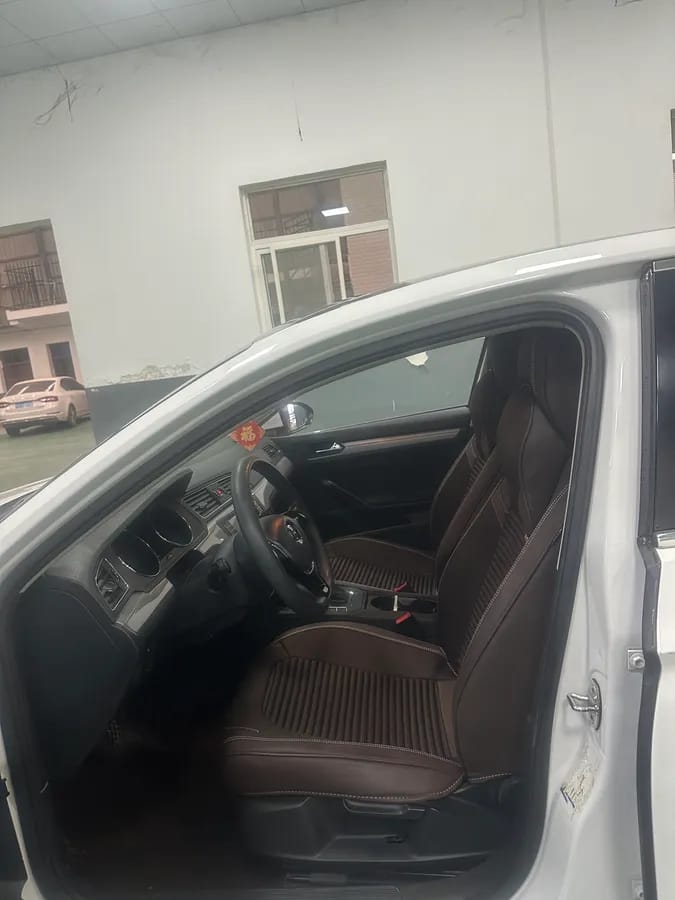 Volkswagen 2017 230TSI DSG 7