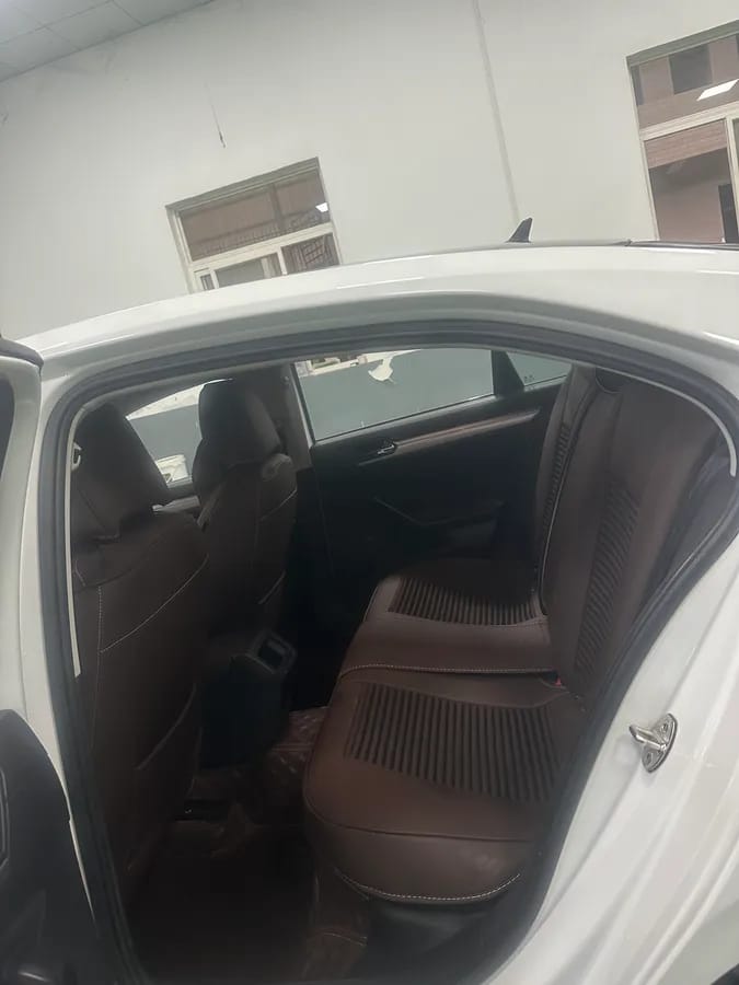 Volkswagen 2017 230TSI DSG 8