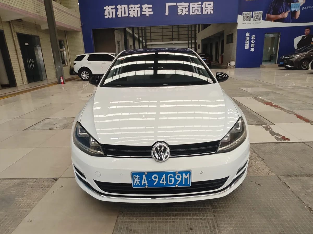 Volkswagen 2017 230TSI 2