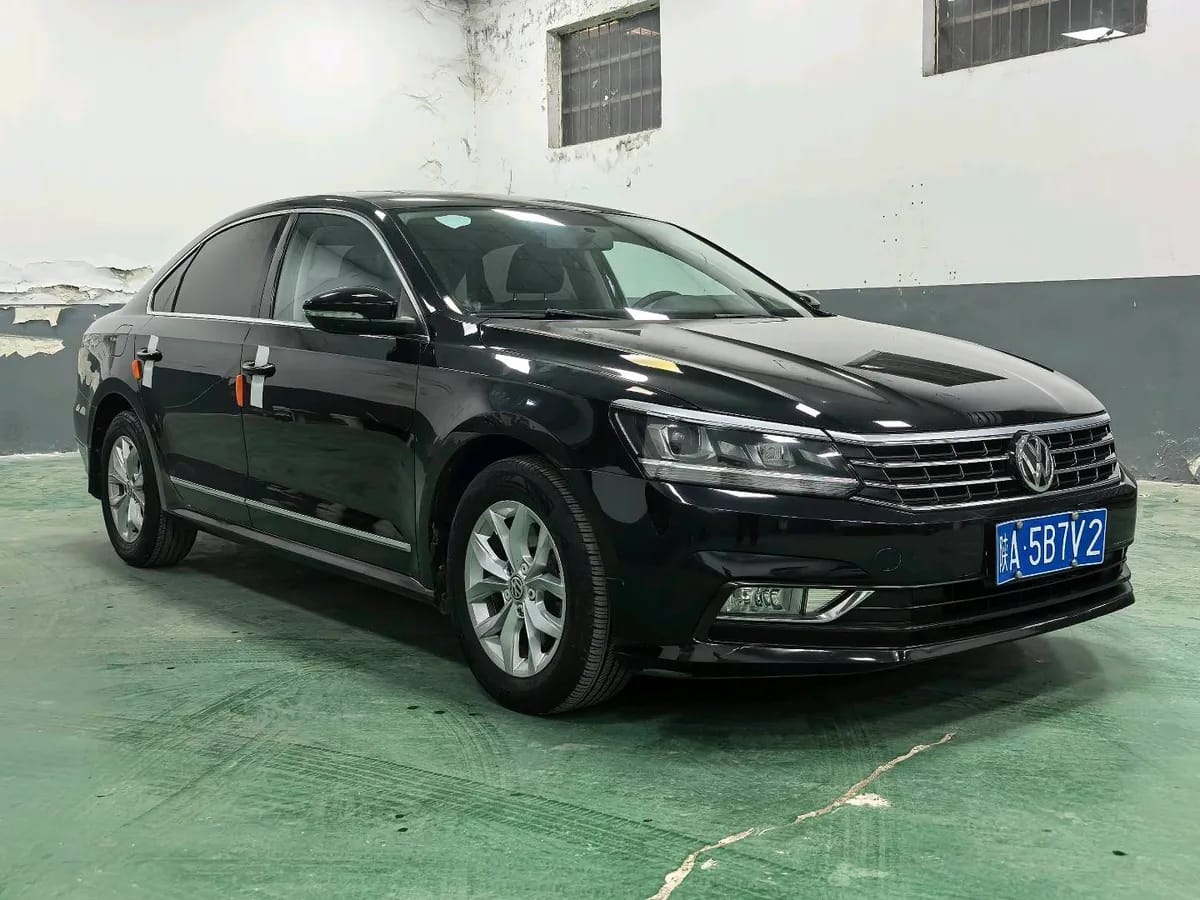Volkswagen 2017 300TSI DSG 3