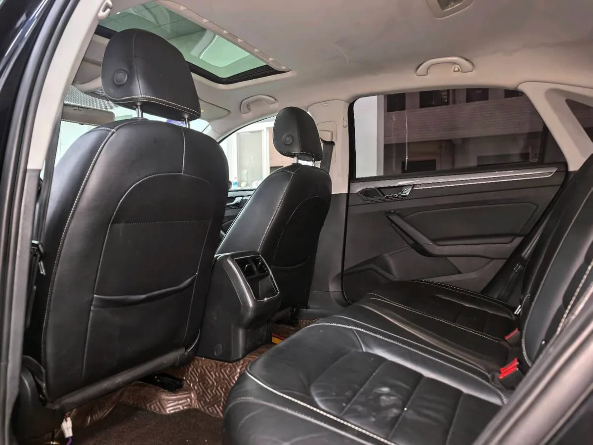 Volkswagen 2017 300TSI DSG 7