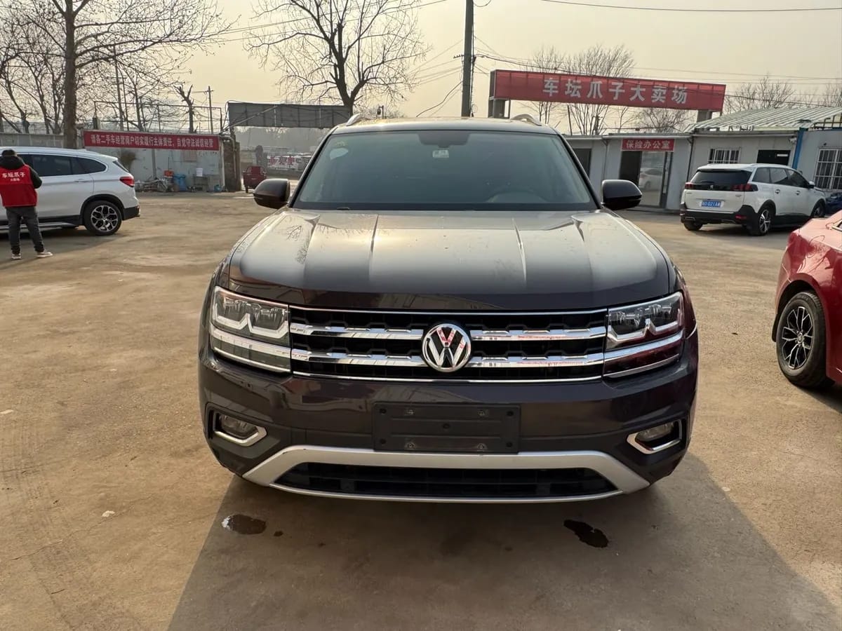 Volkswagen 2017 330TSI 2