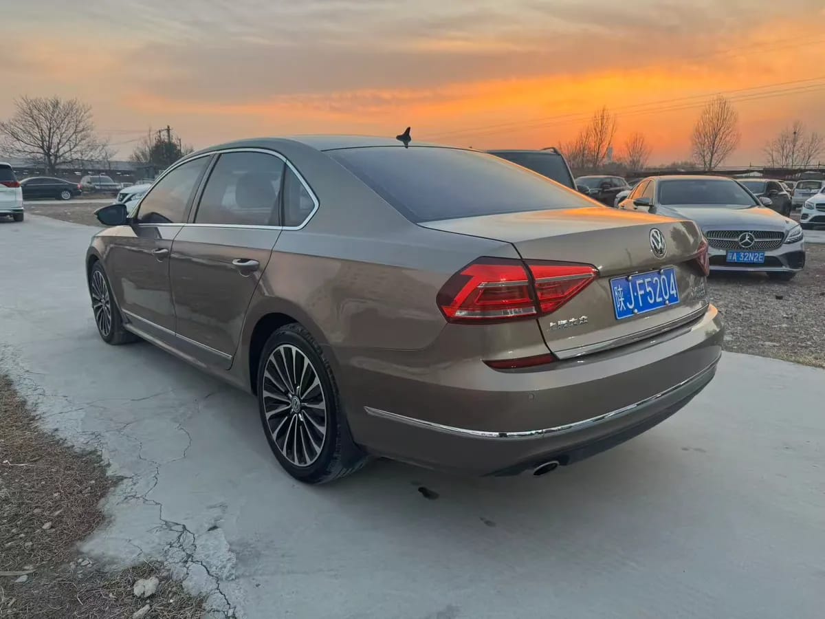 Volkswagen 2017 330TSI DSG 5