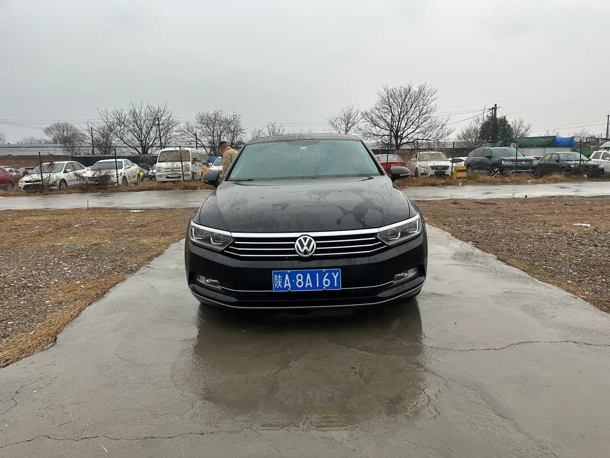 Volkswagen 2017 380TSI DSG 2