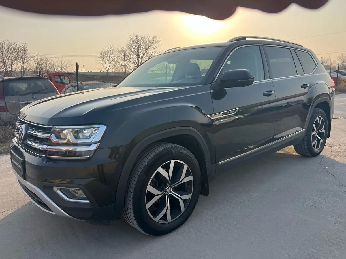 Volkswagen 2017 530 V6
