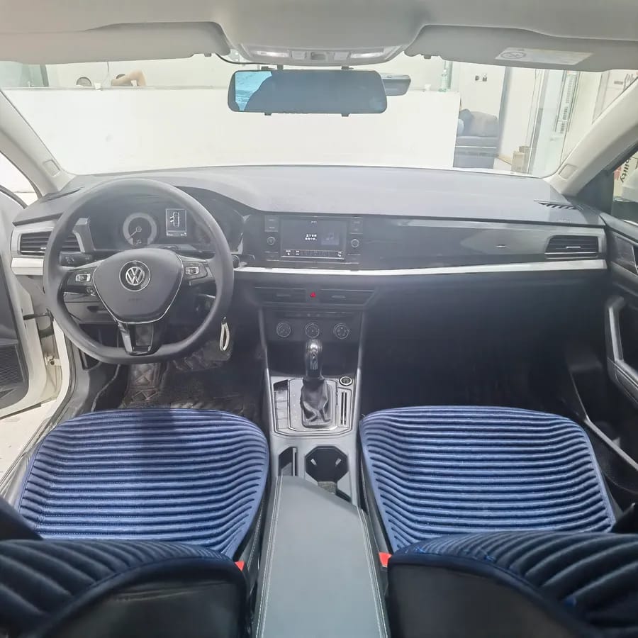 Volkswagen 2018 1.5L V 6