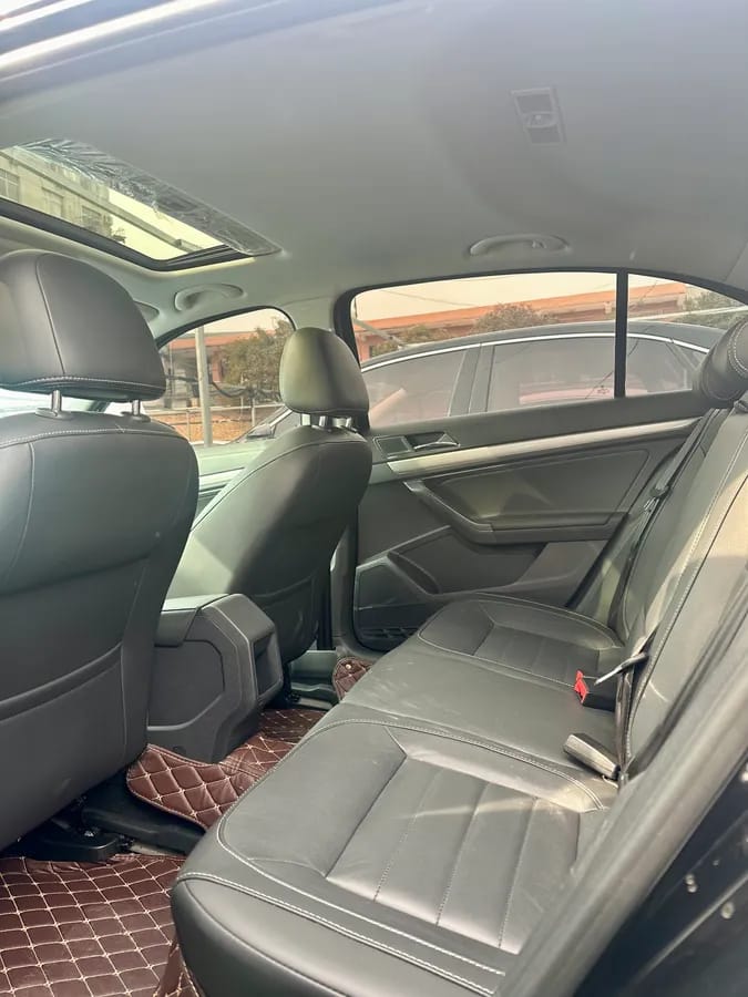 Volkswagen 2018 1.5L VI 6