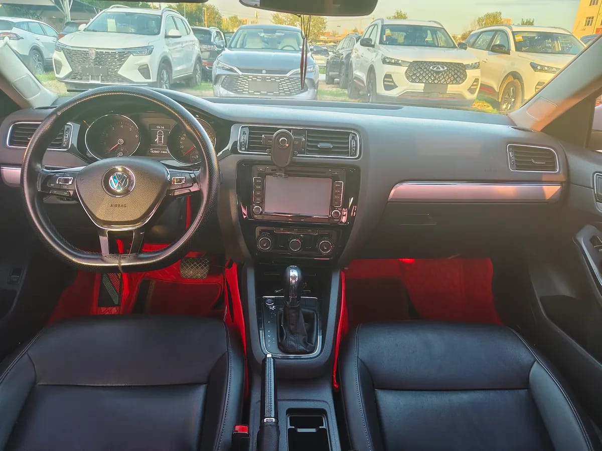 Volkswagen 2018 180TSI DSG 7