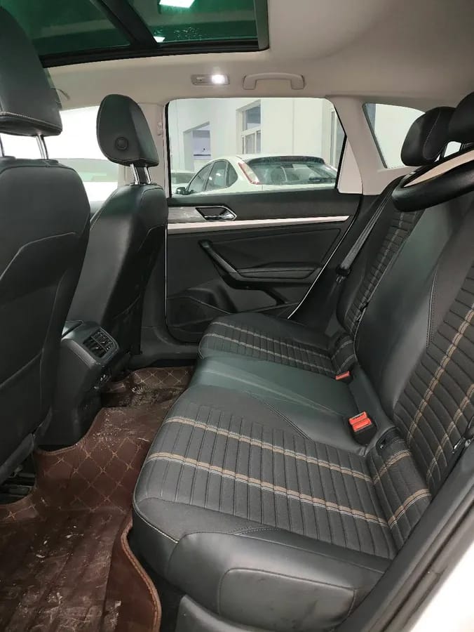 Volkswagen 2018 200TSI DSG V 9