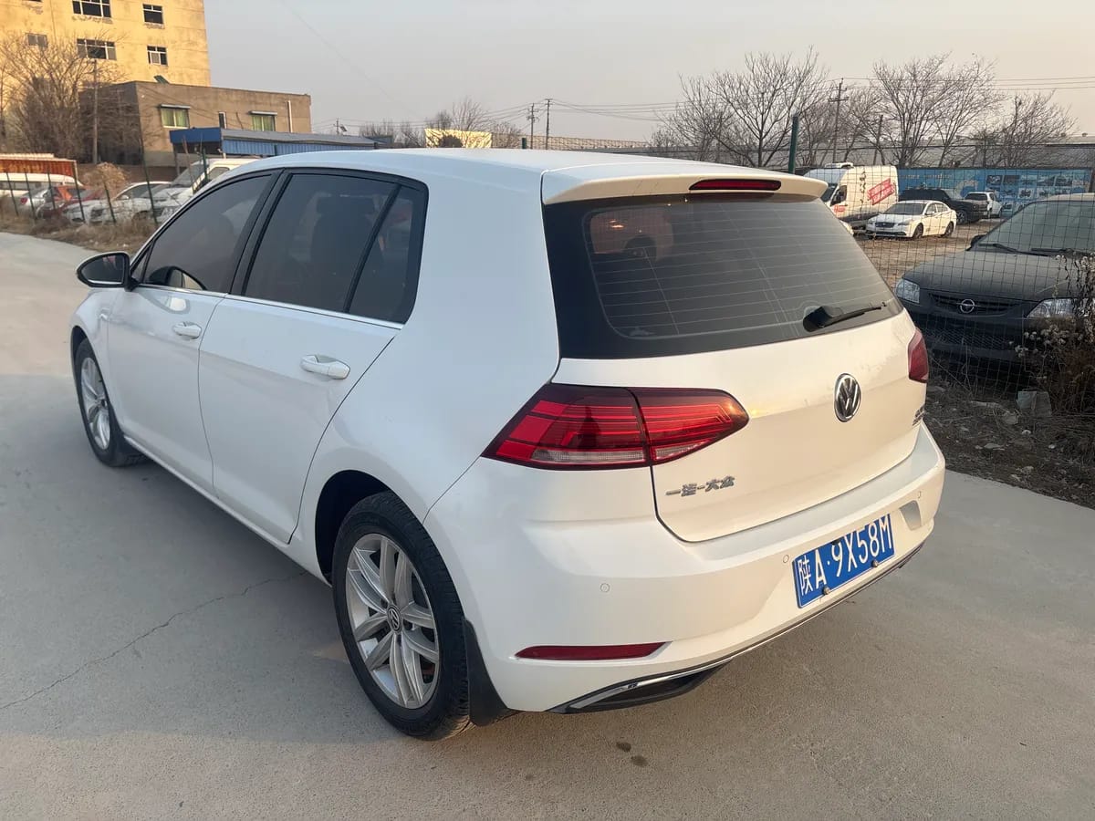 Volkswagen 2018 230TSI 4
