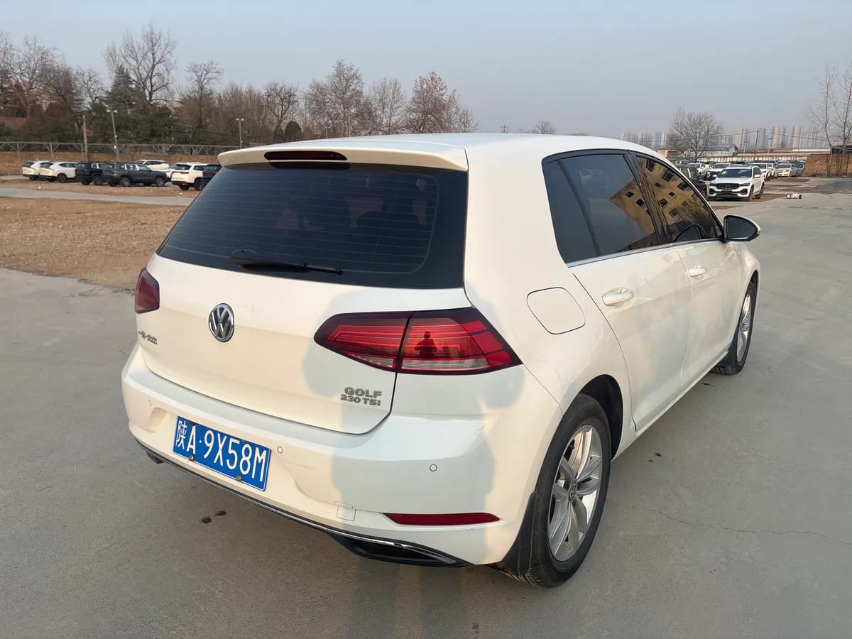 Volkswagen 2018 230TSI 6