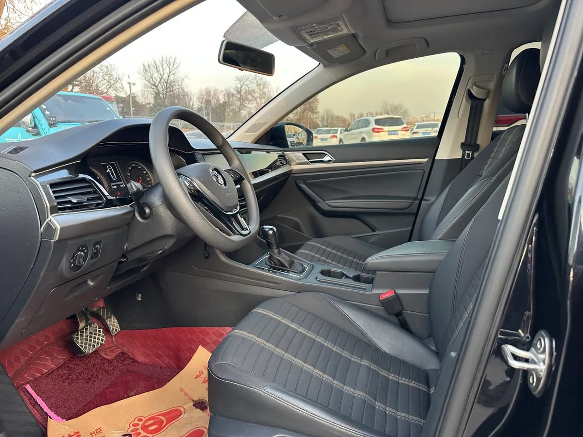 Volkswagen 2018 280TSI DSG V 9