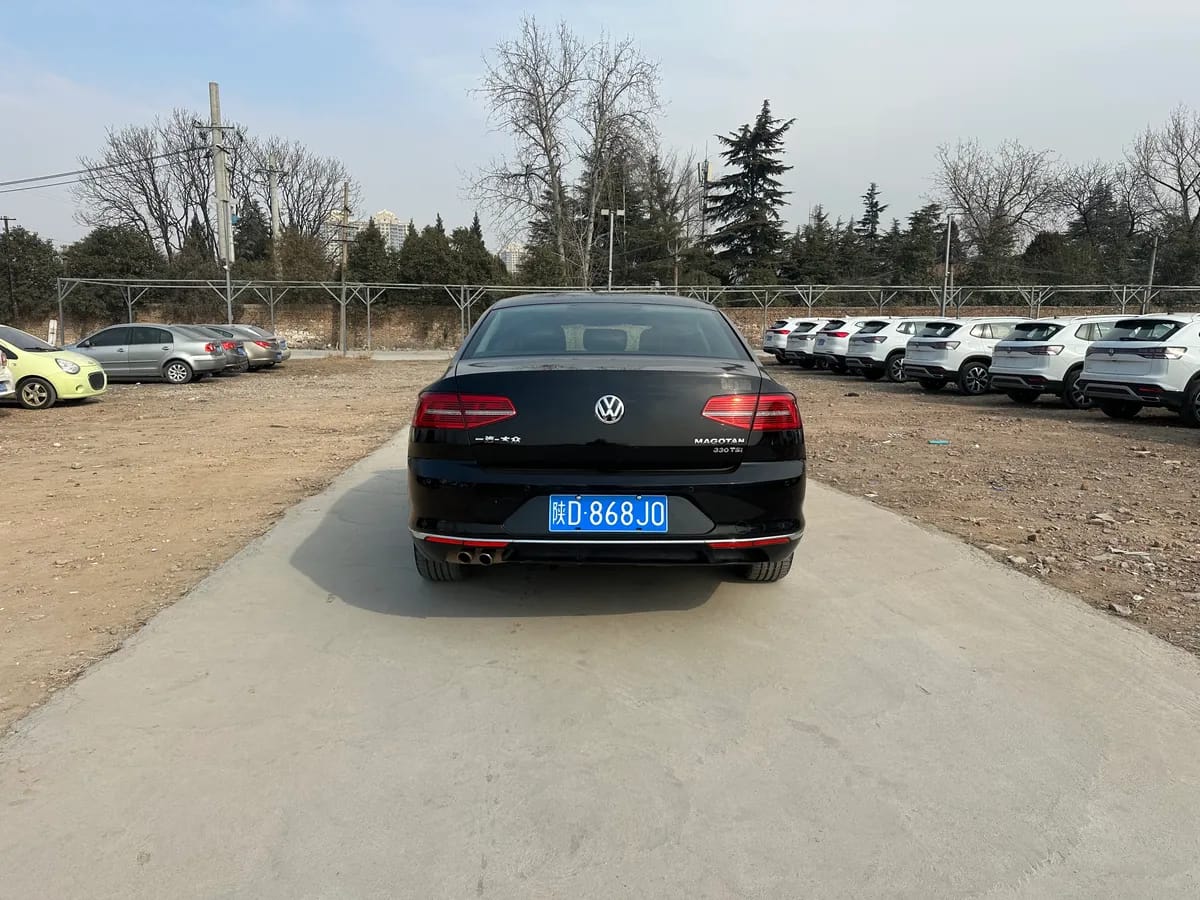 Volkswagen 2018 330TSI DSG 5