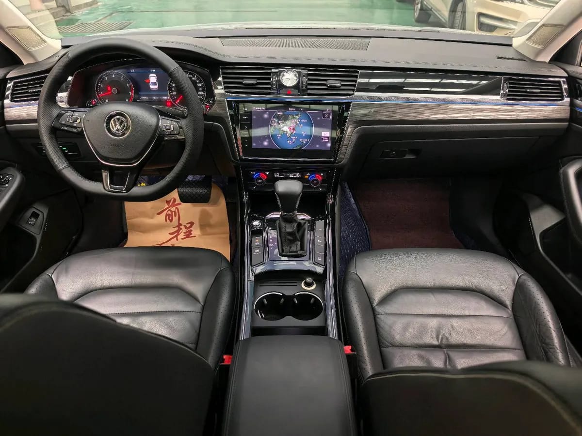 Volkswagen 2018 380TSI 5