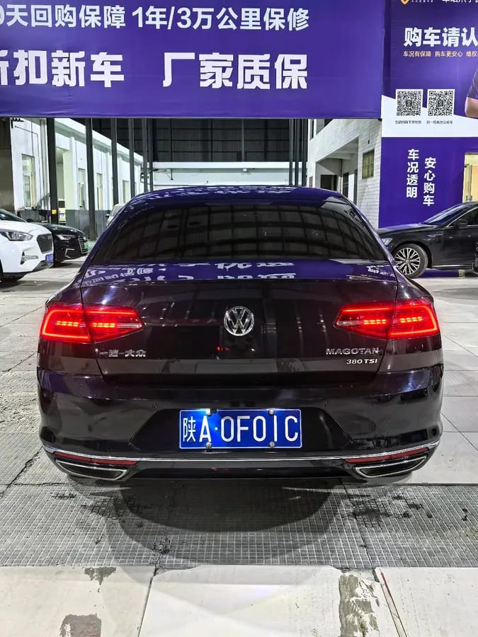 Volkswagen 2018 380TSI DSG 10