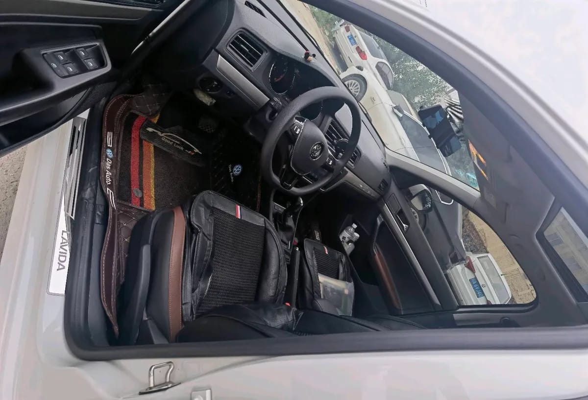 Volkswagen 2019 1.5L VI 4