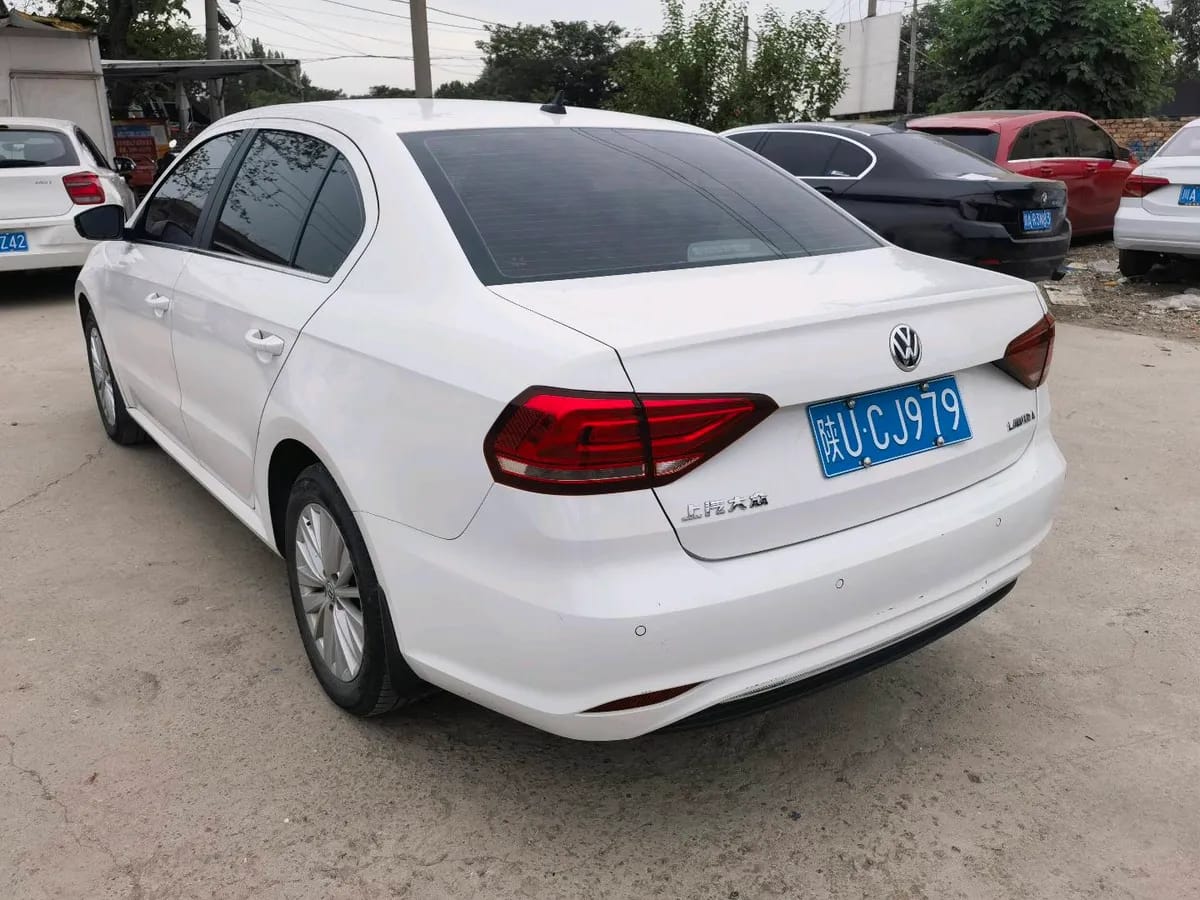 Volkswagen 2019 1.5L VI 7
