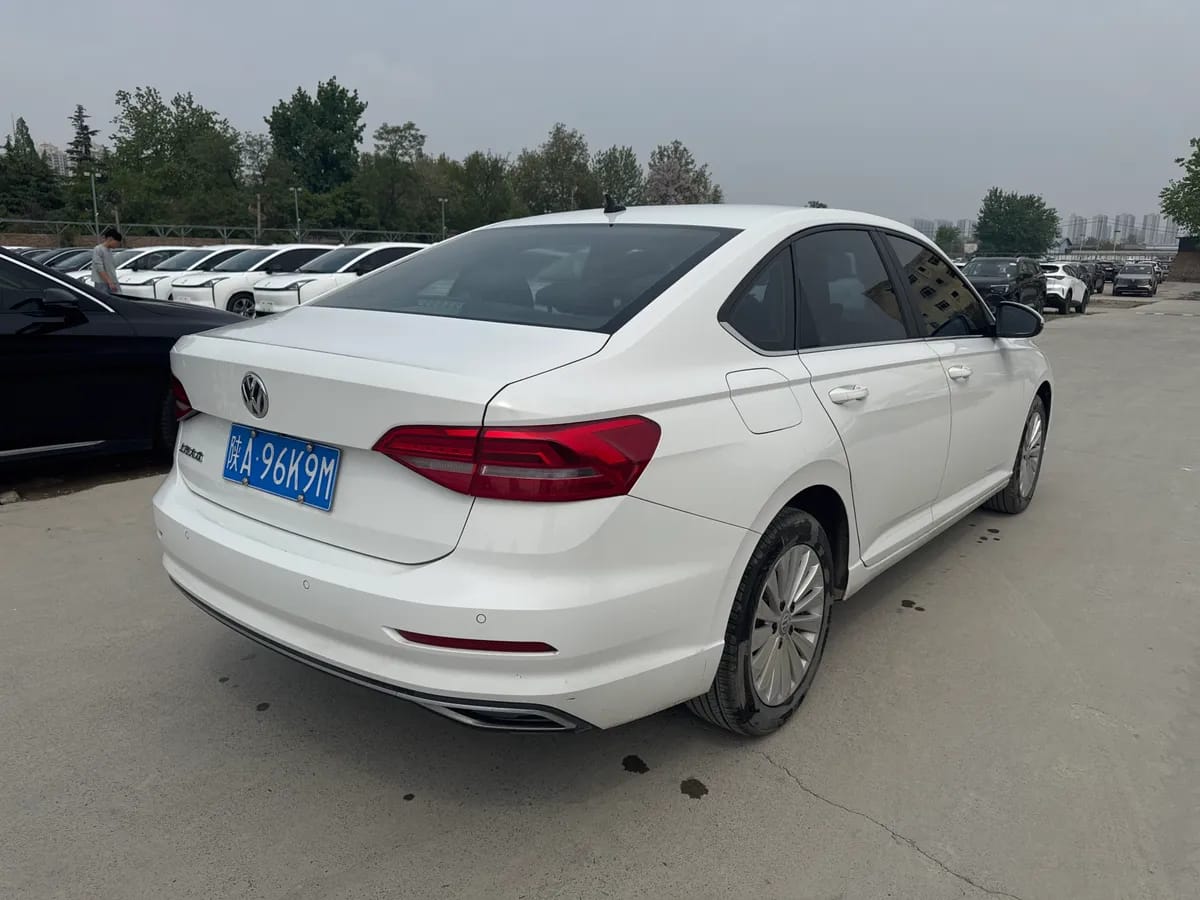 Volkswagen 2019 1.5L VI 4