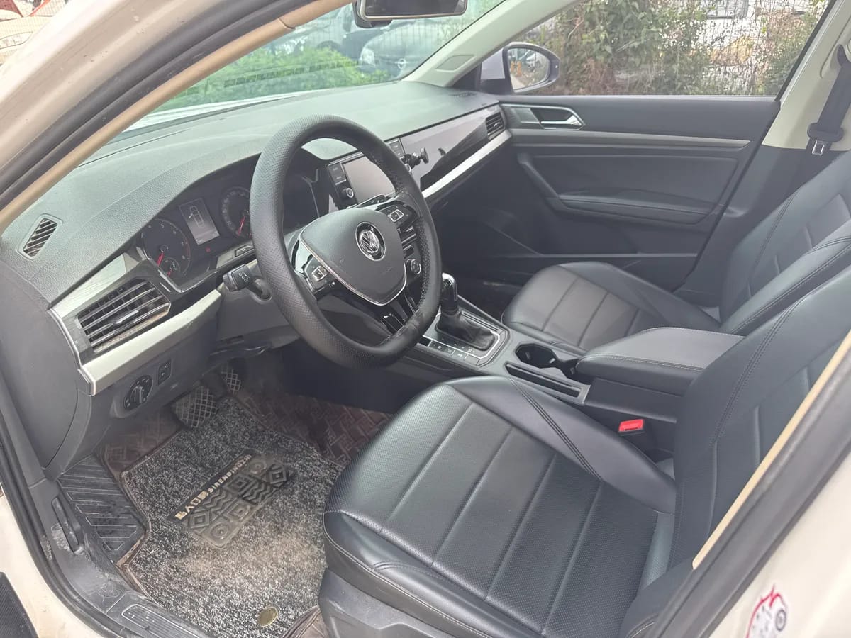 Volkswagen 2019 1.5L VI 8