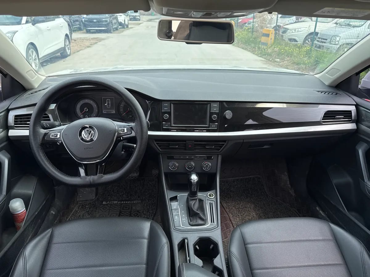 Volkswagen 2019 1.5L VI 10