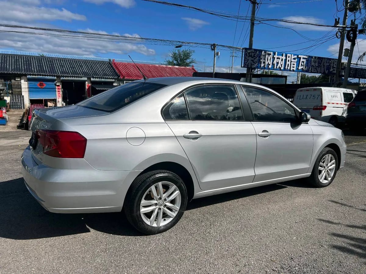 Volkswagen 2019 1.5L 8