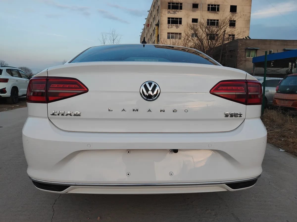 Volkswagen 2019 230TSI DSG VI 5