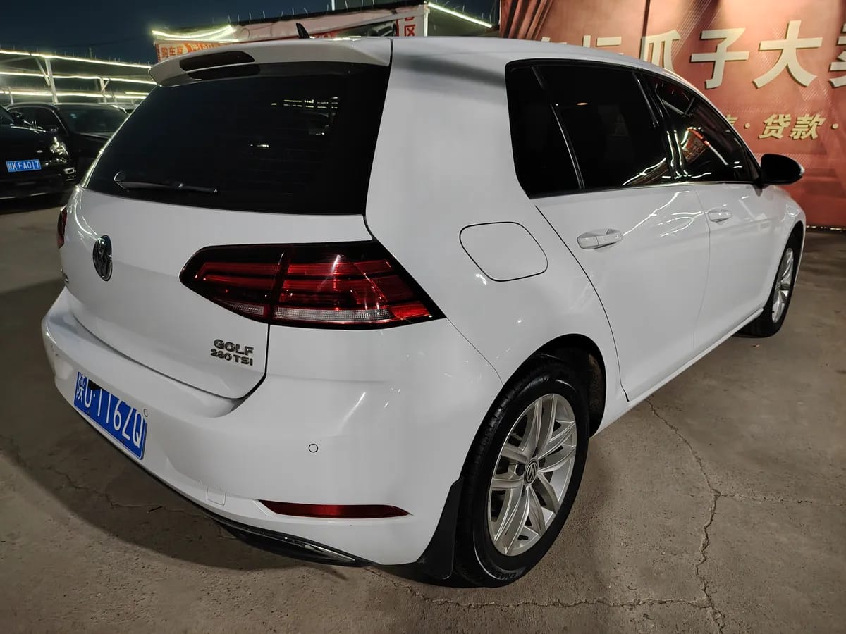 Volkswagen 2019 280TSI DSG V 4