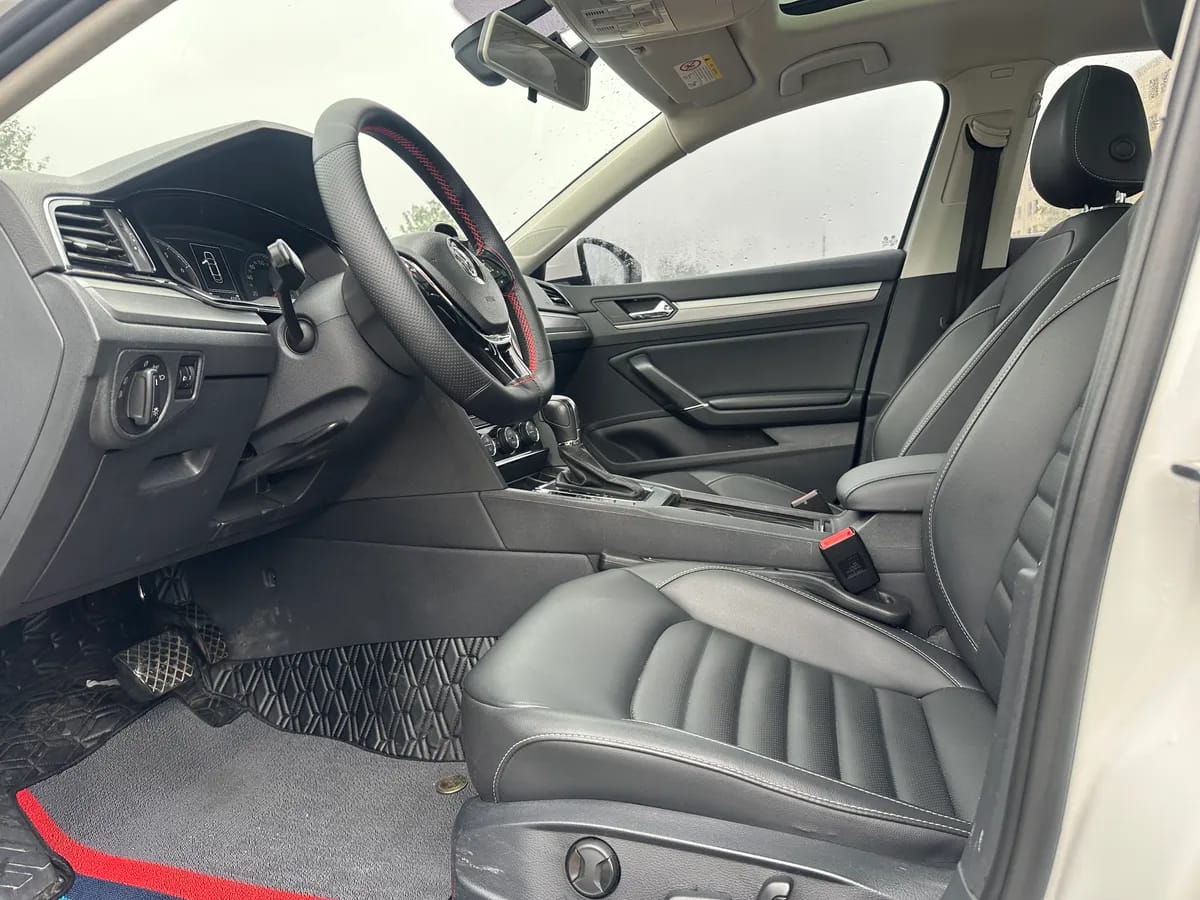 Volkswagen 2019 280TSI DSG VI 9
