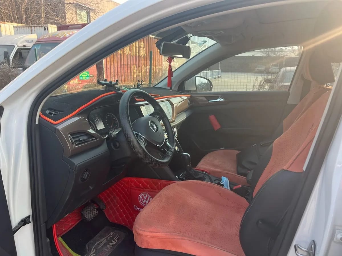 Volkswagen 2019 280TSI VI 7