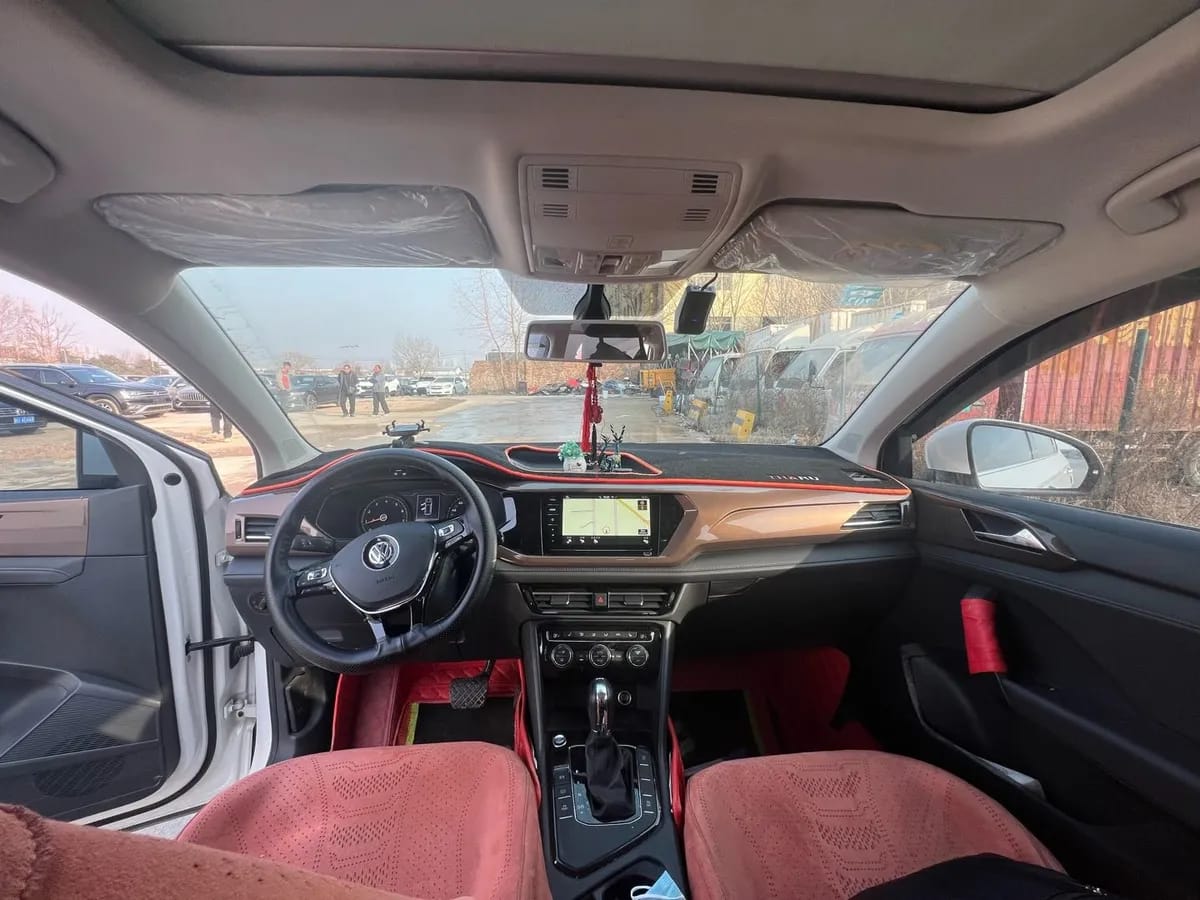 Volkswagen 2019 280TSI VI 9