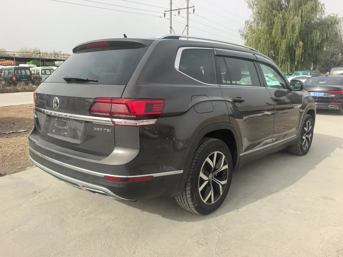 Volkswagen 2019 380TSI V 6