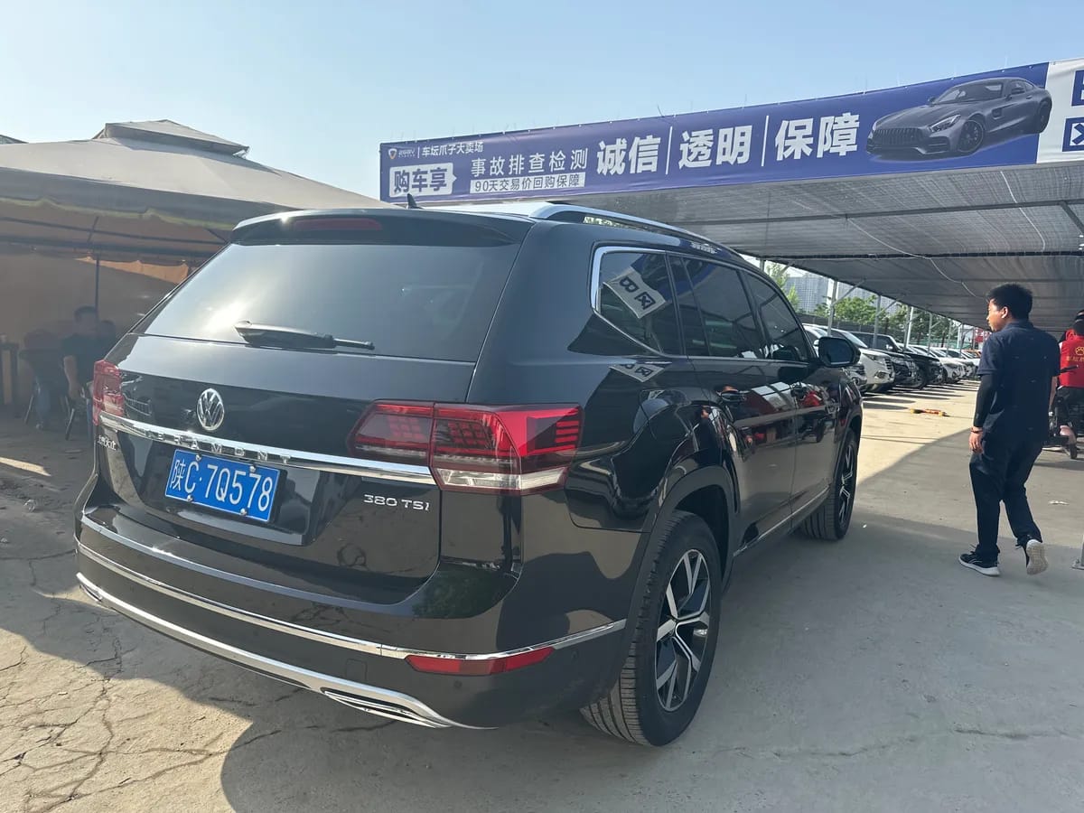 Volkswagen 2019 380TSI VI 4