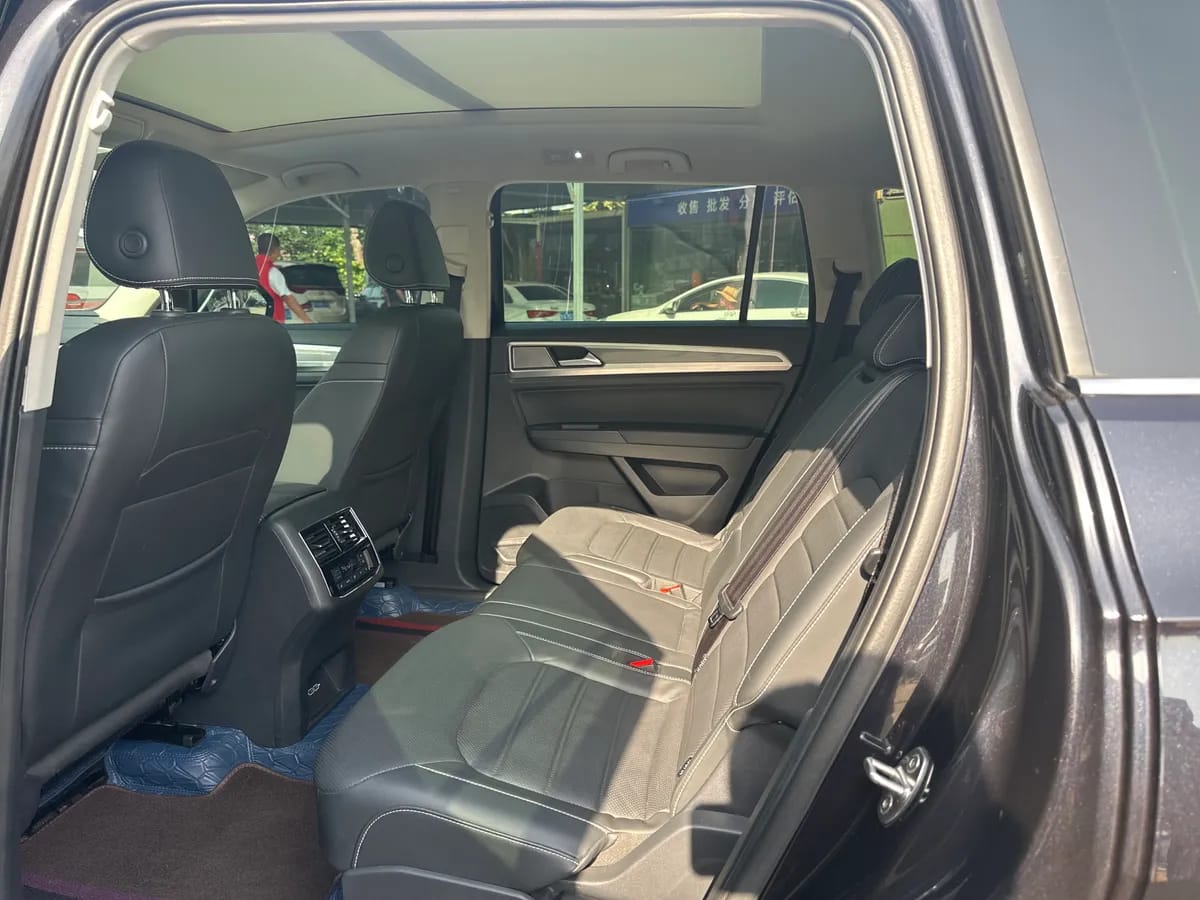 Volkswagen 2019 380TSI VI 7