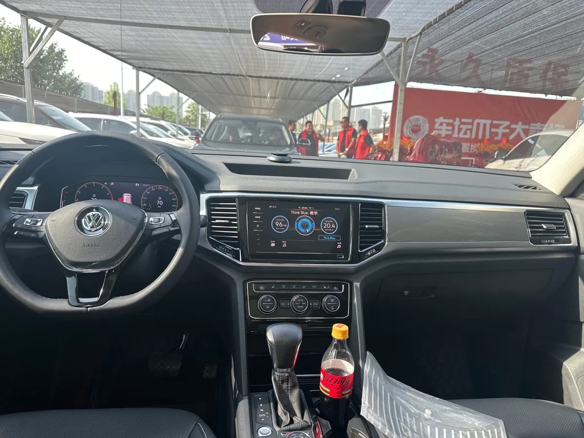 Volkswagen 2019 380TSI VI 8