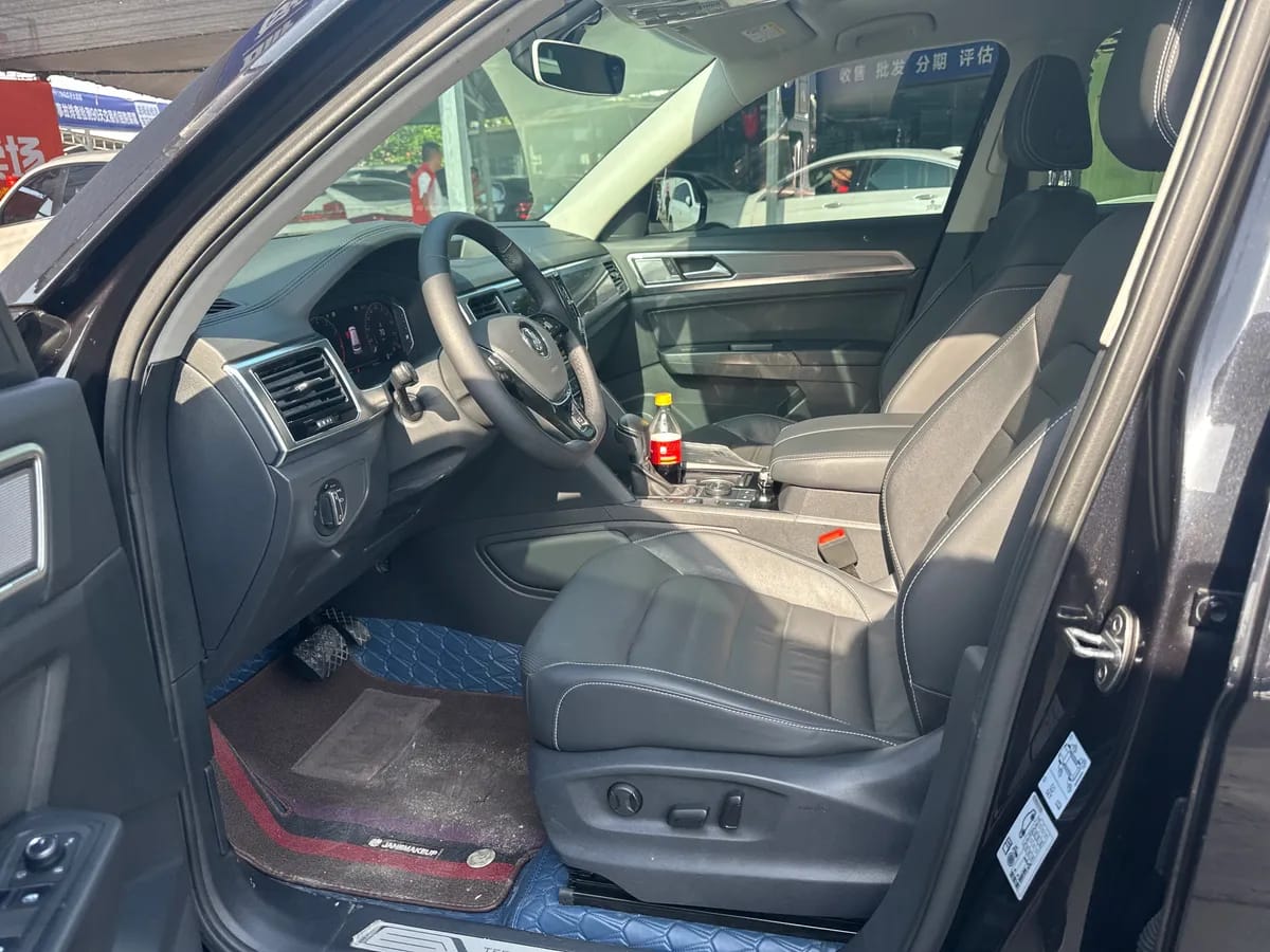 Volkswagen 2019 380TSI VI 9