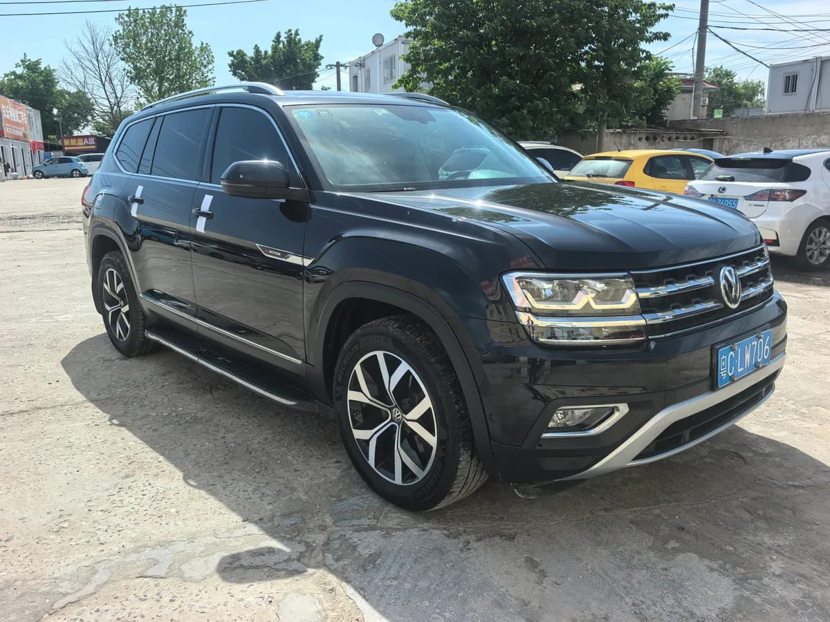 Volkswagen 2019 380TSI VI 3