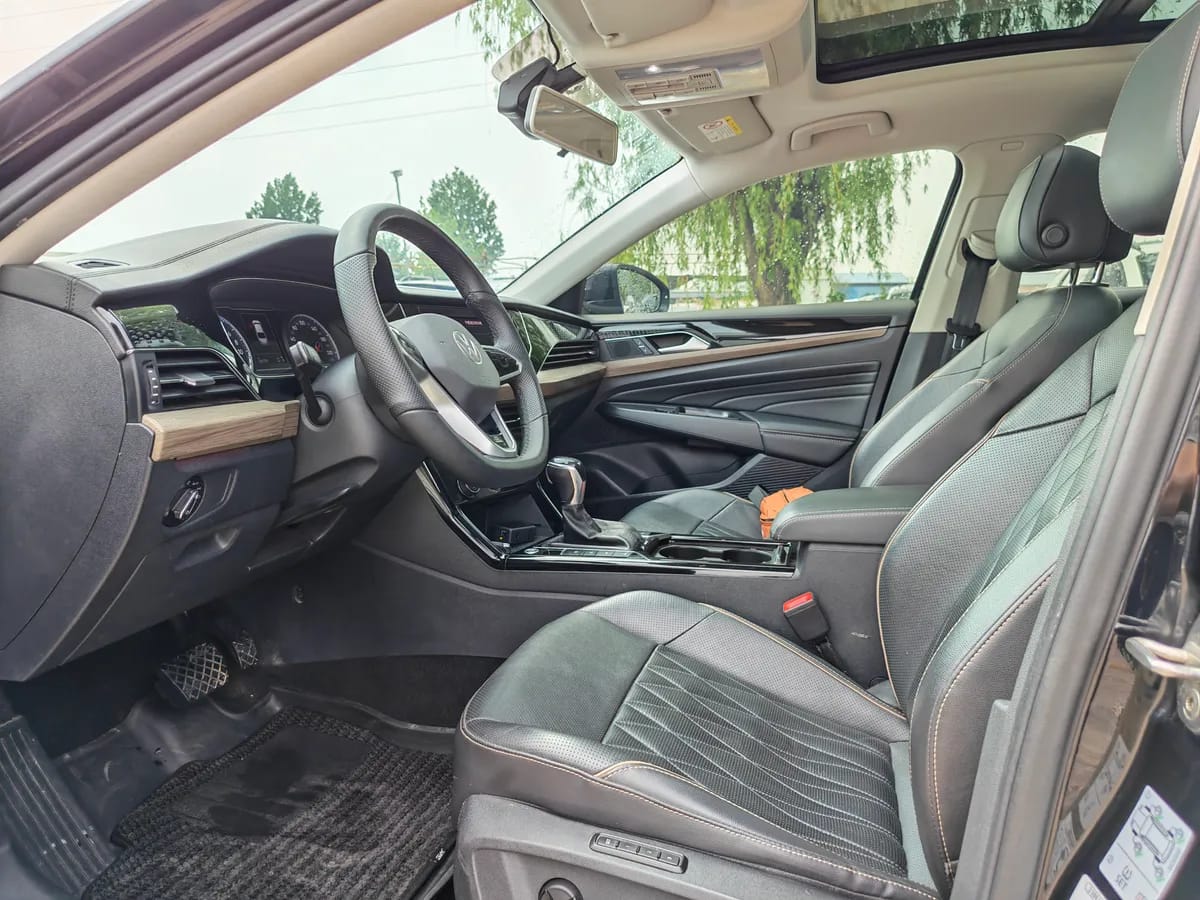 Volkswagen 2019 430PHEV 7