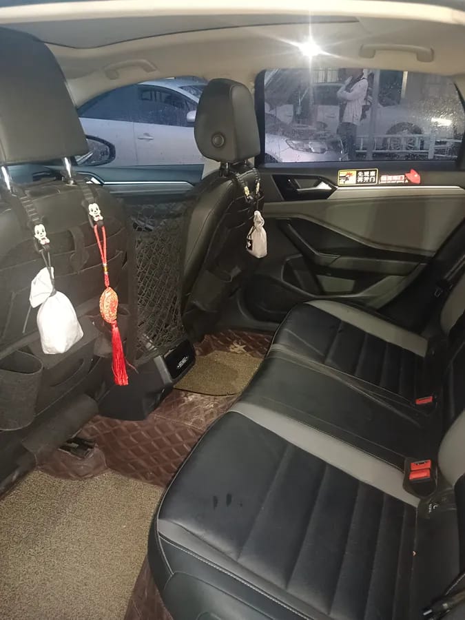 Volkswagen 2020 280TSI DSG R-Line VI 3