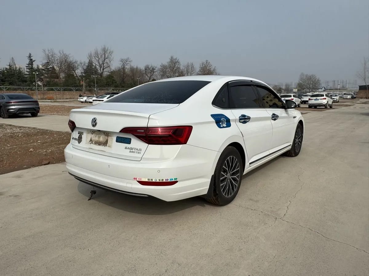 Volkswagen 2020 280TSI DSG V 4