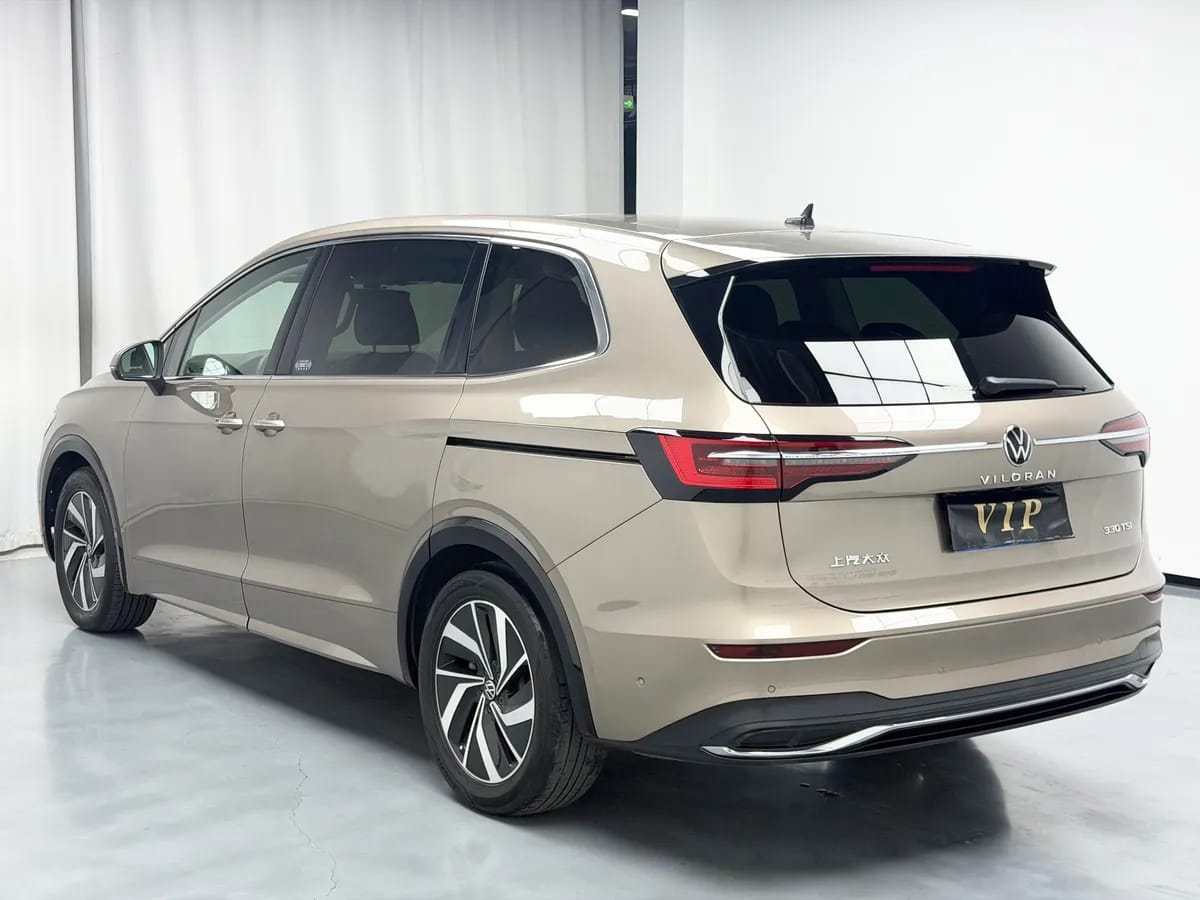 Volkswagen 2020 330TSI 7