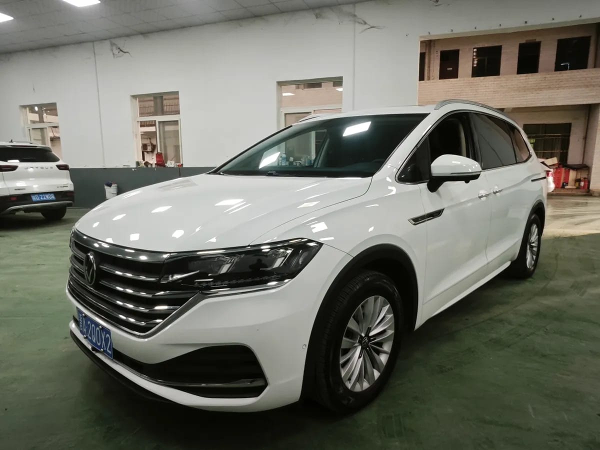 Volkswagen 2020 330TSI