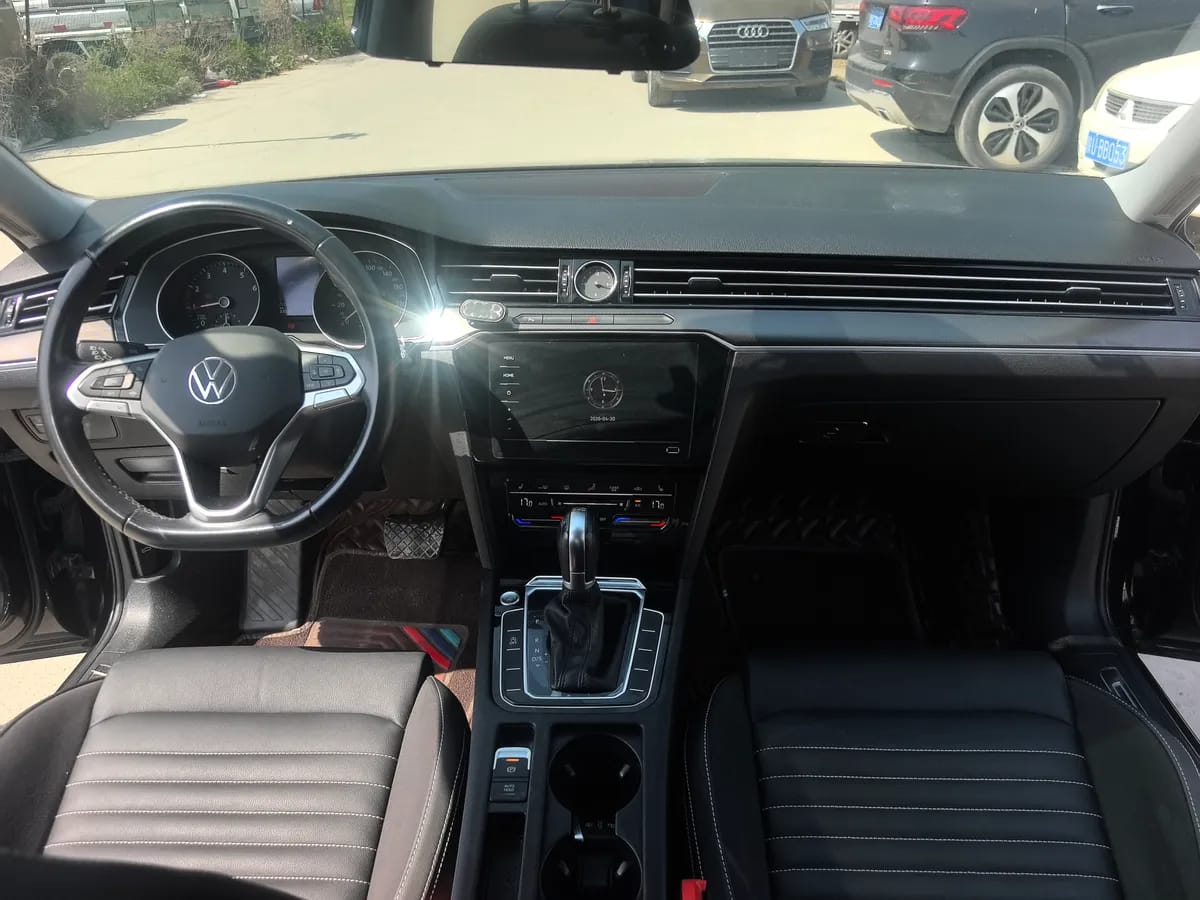 Volkswagen 2020 330TSI DSG 7