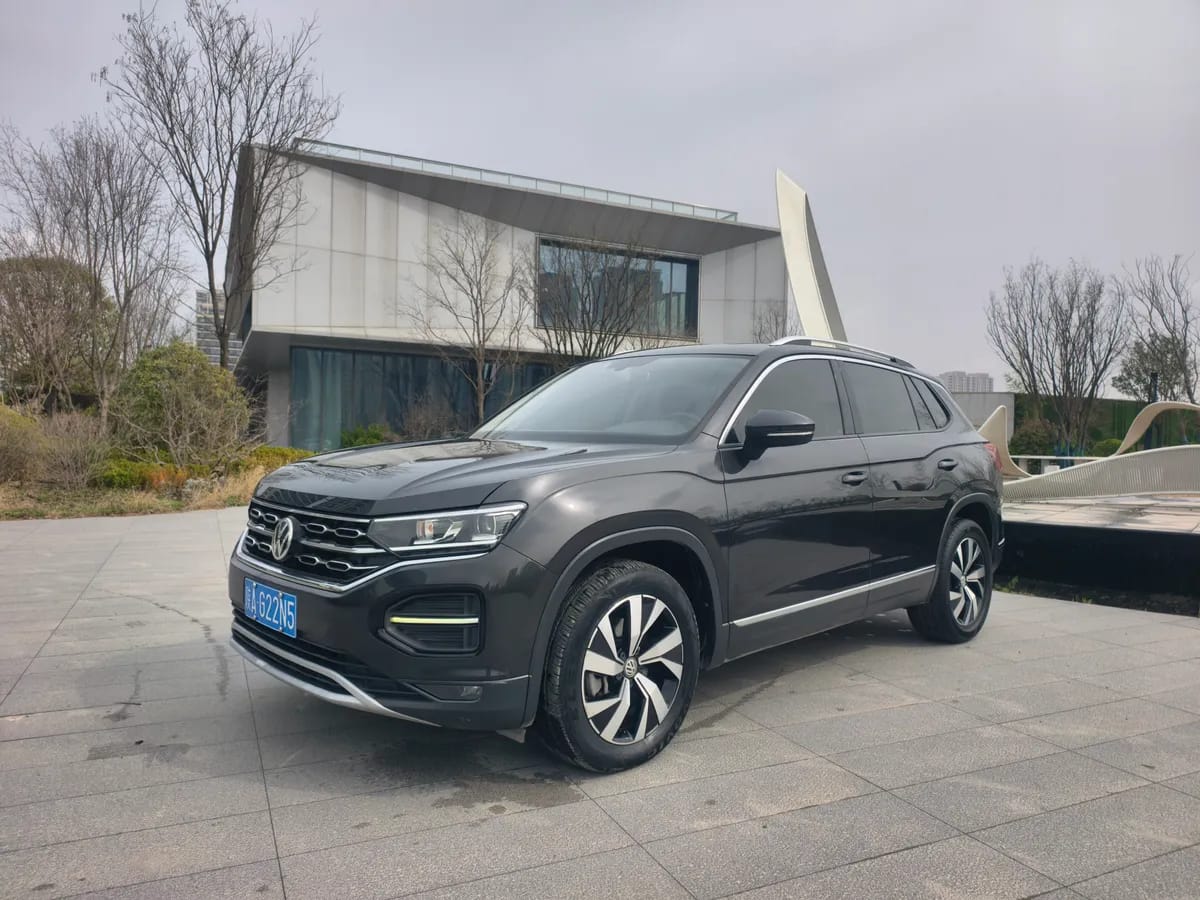 Volkswagen 2020 330TSI Pro